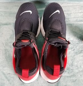 nike air brs 1000 duralon black red